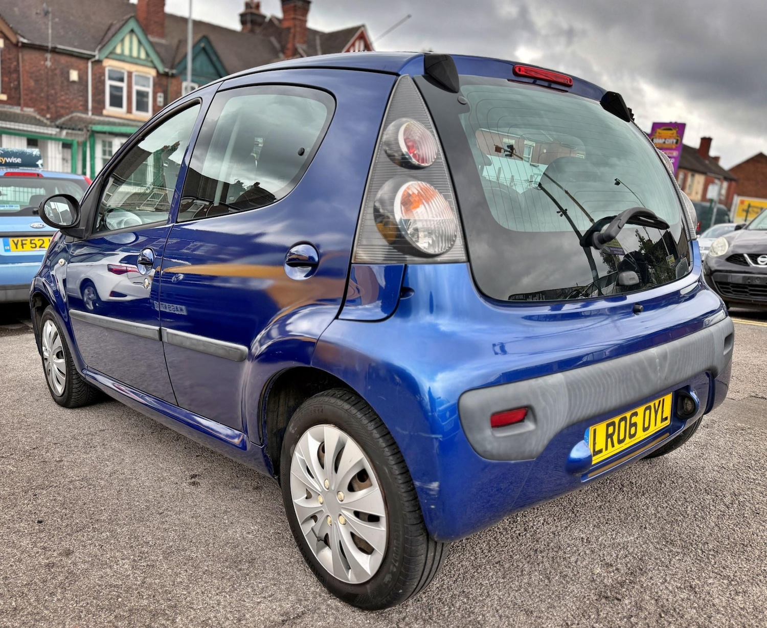 Vehicle 6