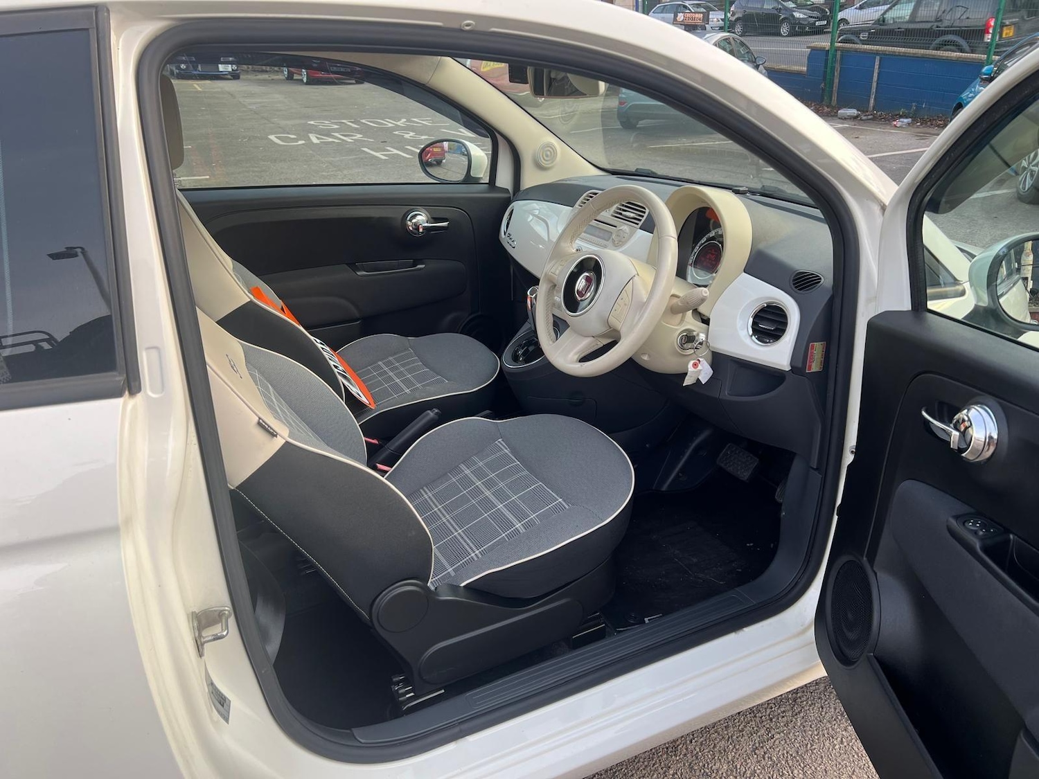 Used Fiat 500 2025 for sale - 76802508: Photo 11