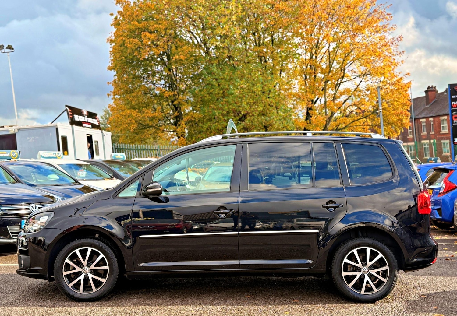 Used Volkswagen Touran 2025 for sale - 76315591: Photo 8