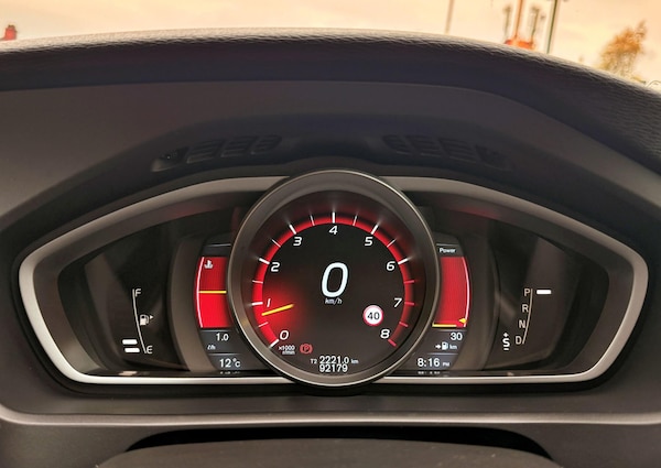 Used Volvo V40 for sale - 76312680: Photo 19