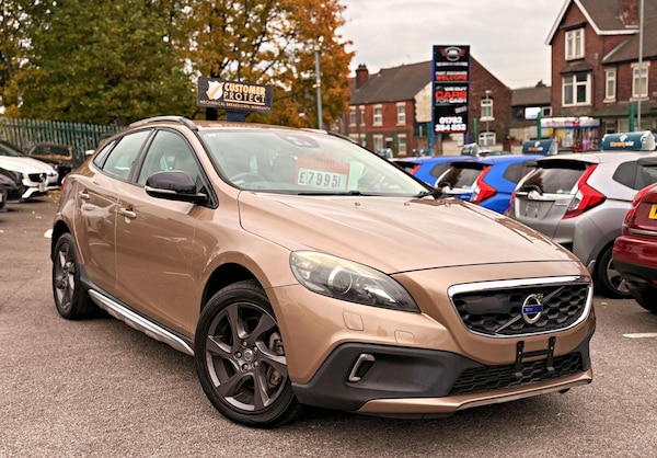 Used Volvo V40 for sale - 76312680: Photo 1