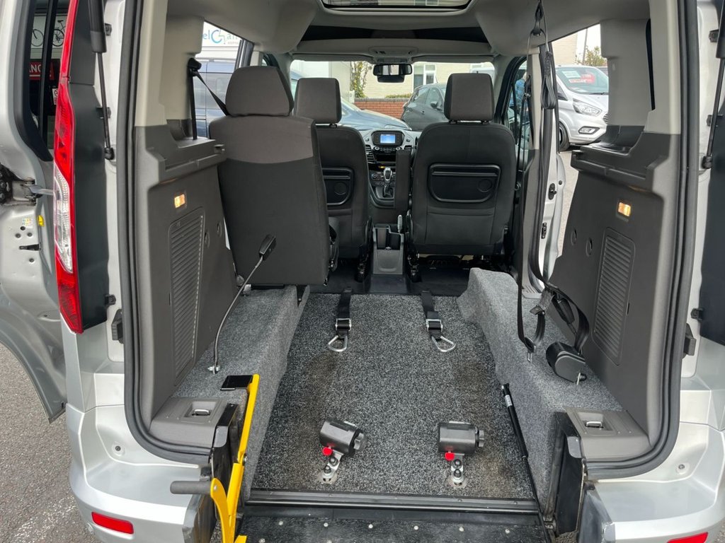 Used Ford Tourneo Connect 2021 for sale - 76647227: Photo 11