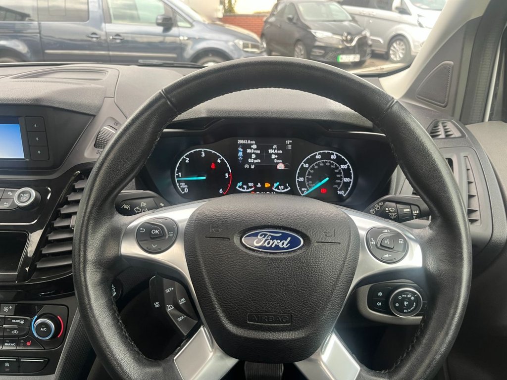 Used Ford Tourneo Connect 2021 for sale - 76647227: Photo 25