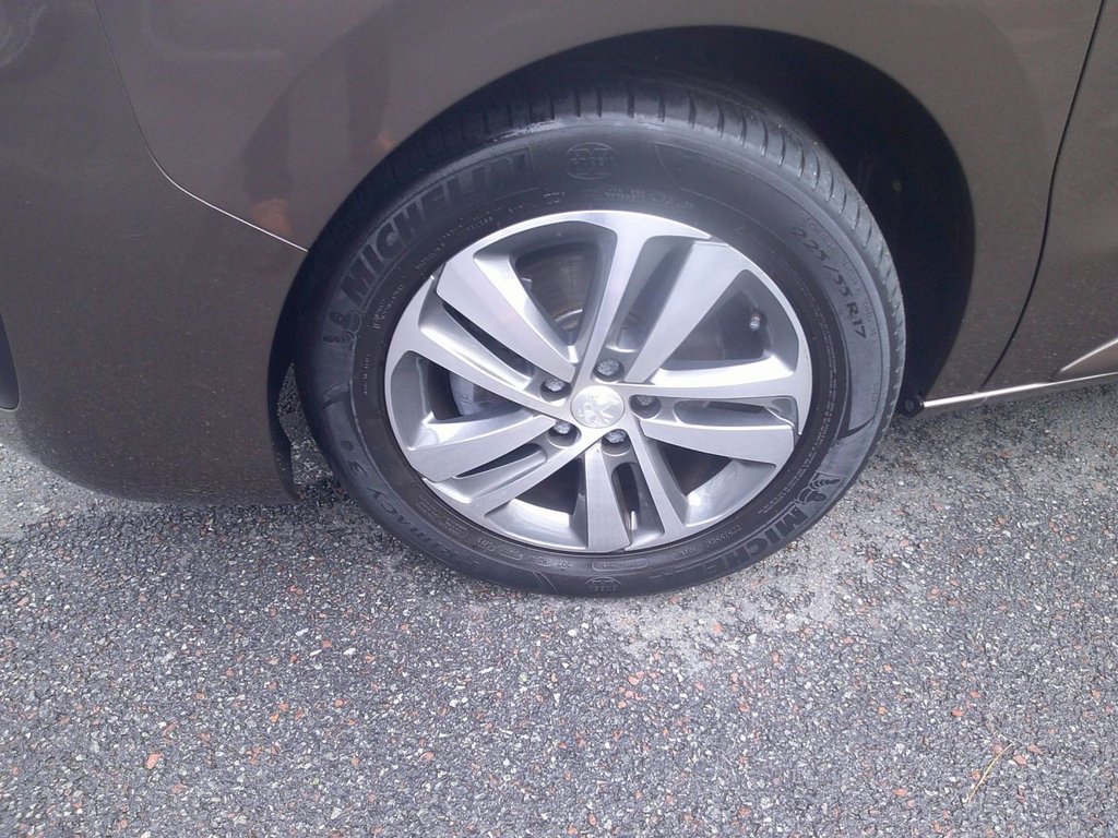 Used Peugeot Traveller 2021 for sale - 76647204: Photo 27