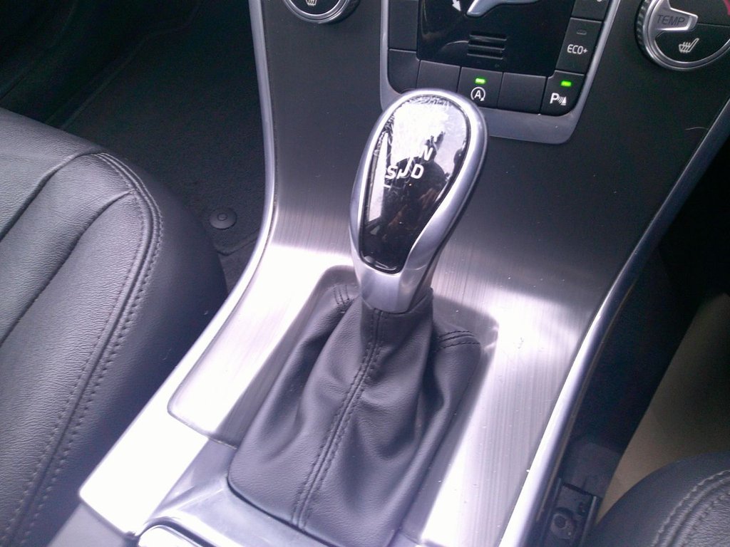 Used Volvo XC60 2015 for sale - 77250011: Photo 14