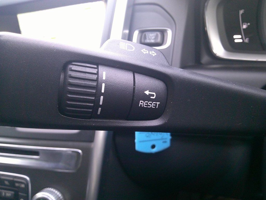 Used Volvo XC60 2015 for sale - 77250011: Photo 17