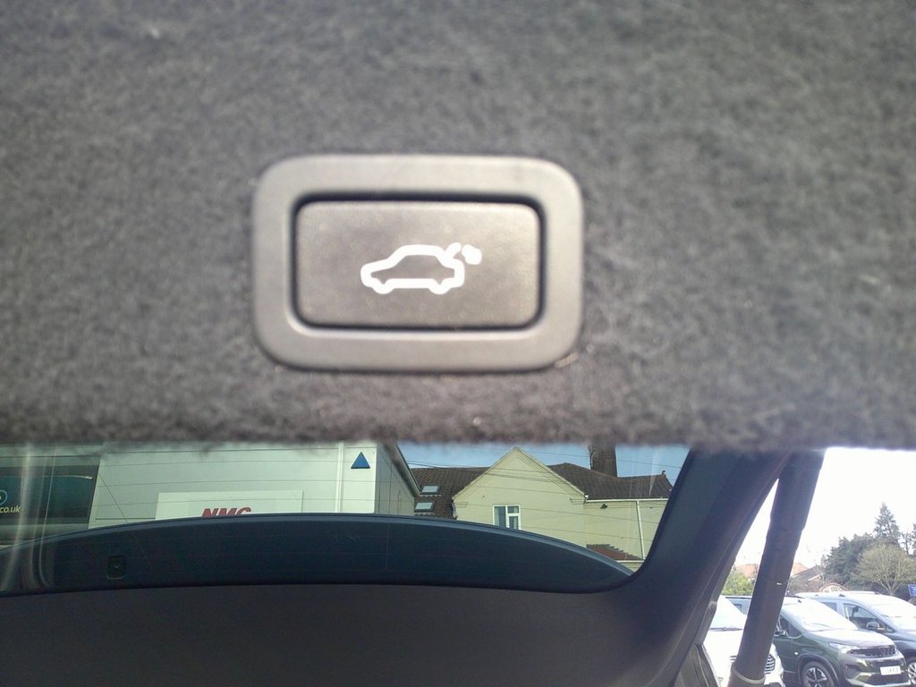 Used Volvo XC60 2015 for sale - 77250011: Photo 22