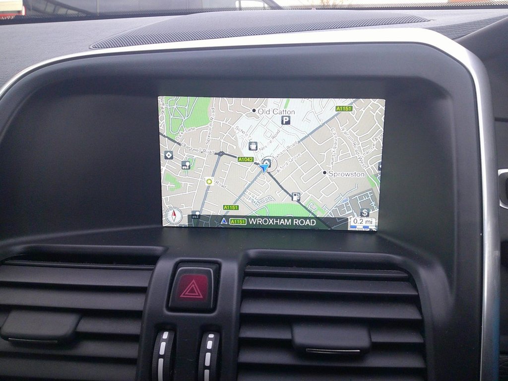 Used Volvo XC60 2015 for sale - 77250011: Photo 6