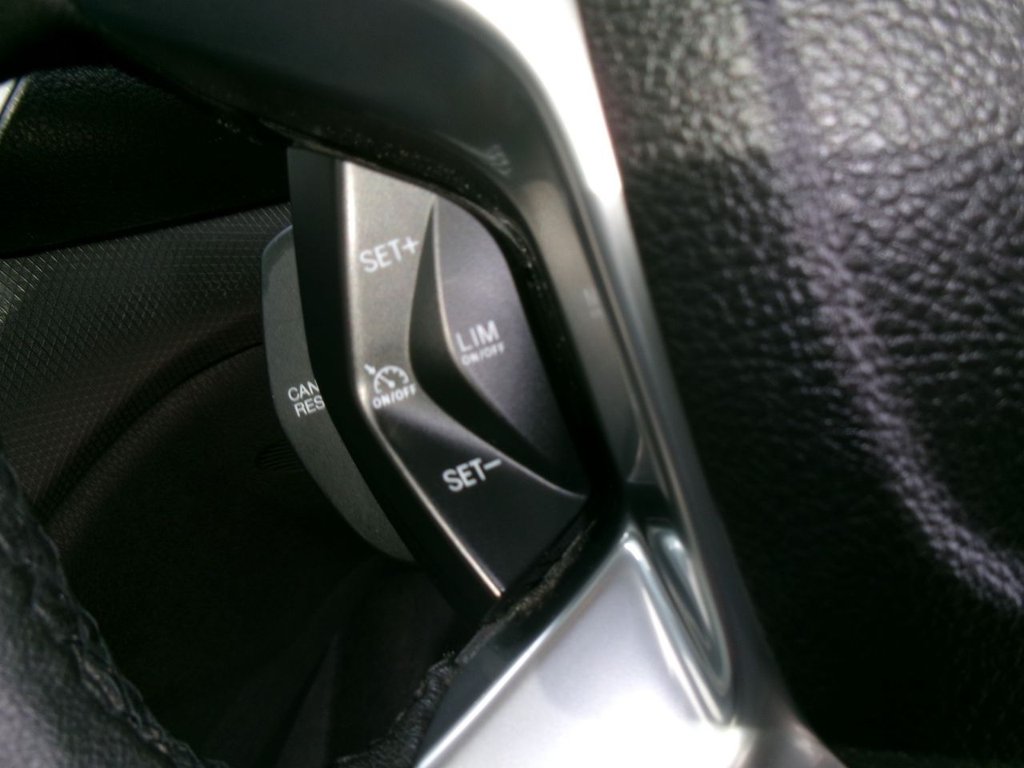 Used Ford Grand Tourneo Connect 2019 for sale - 78200237: Photo 17