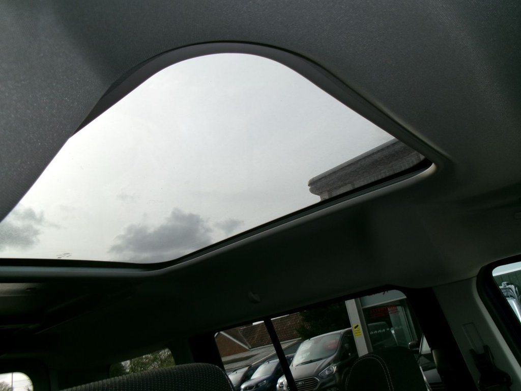 Used Ford Grand Tourneo Connect 2019 for sale - 78200237: Photo 20