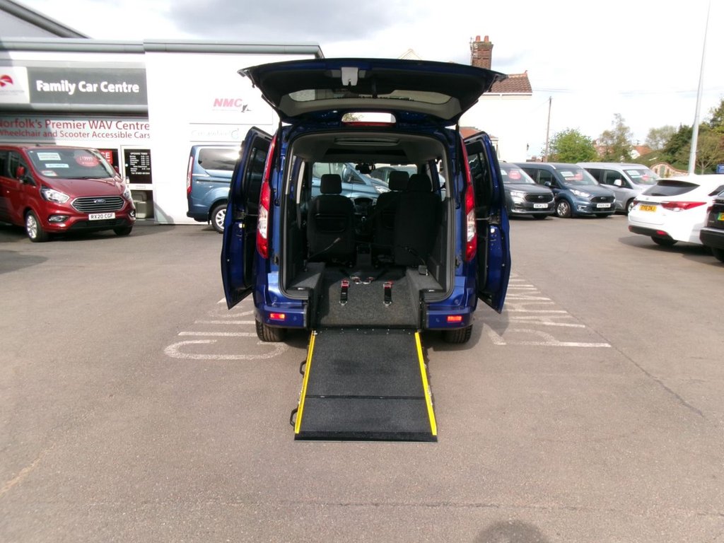 Used Ford Grand Tourneo Connect 2019 for sale - 78200237: Photo 3