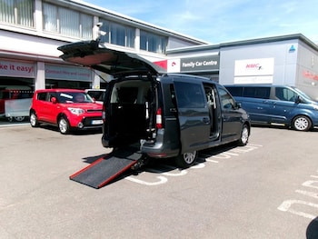 Used Ford Tourneo Connect 2024 for sale - 78974762: Photo