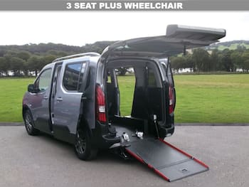 Used Peugeot Rifter 2023 for sale - 79598800: Photo