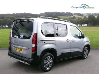 Used Peugeot Rifter 2023 for sale - 79598800: Photo