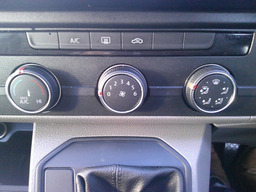 Used Volkswagen Transporter Shuttle 2020 for sale - 77007112: Photo 25