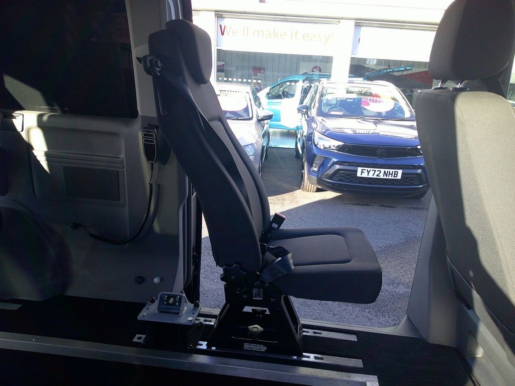 Used Volkswagen Transporter Shuttle 2020 for sale - 77007112: Photo 9