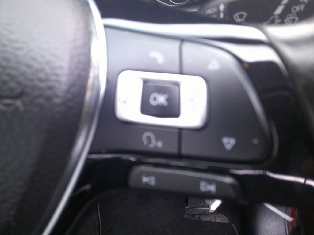 Used Volkswagen Caddy Maxi Life 2019 for sale - 76647190: Photo 11