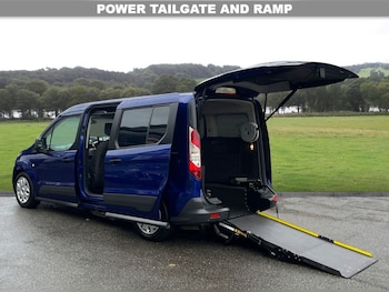 Used Ford Grand Tourneo Connect 2019 for sale - 77498624: Photo