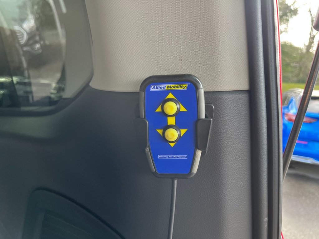 Used Ford Tourneo Custom 2018 for sale - 77835684: Photo 18