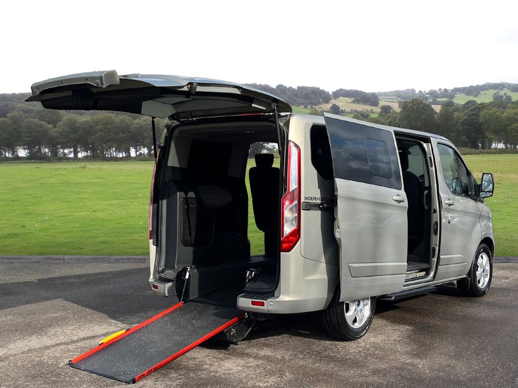 Used Ford Tourneo Custom 2018 for sale - 77835684: Photo 3