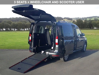 Used Ford Tourneo Connect 2024 for sale - 77976340: Photo