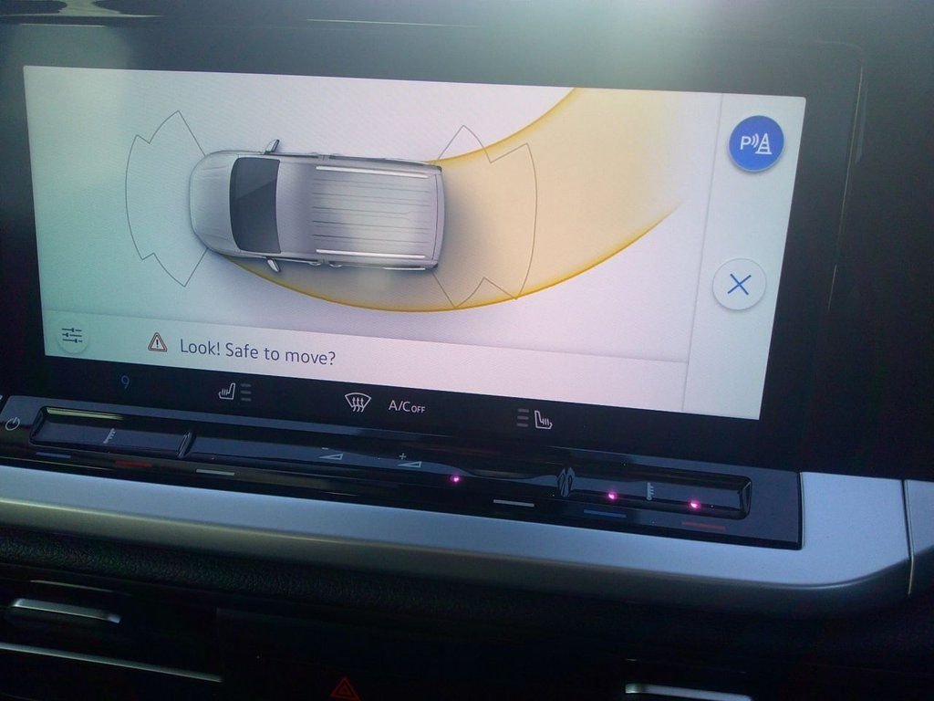 Used Ford Tourneo Connect 2024 for sale - 77976340: Photo 22