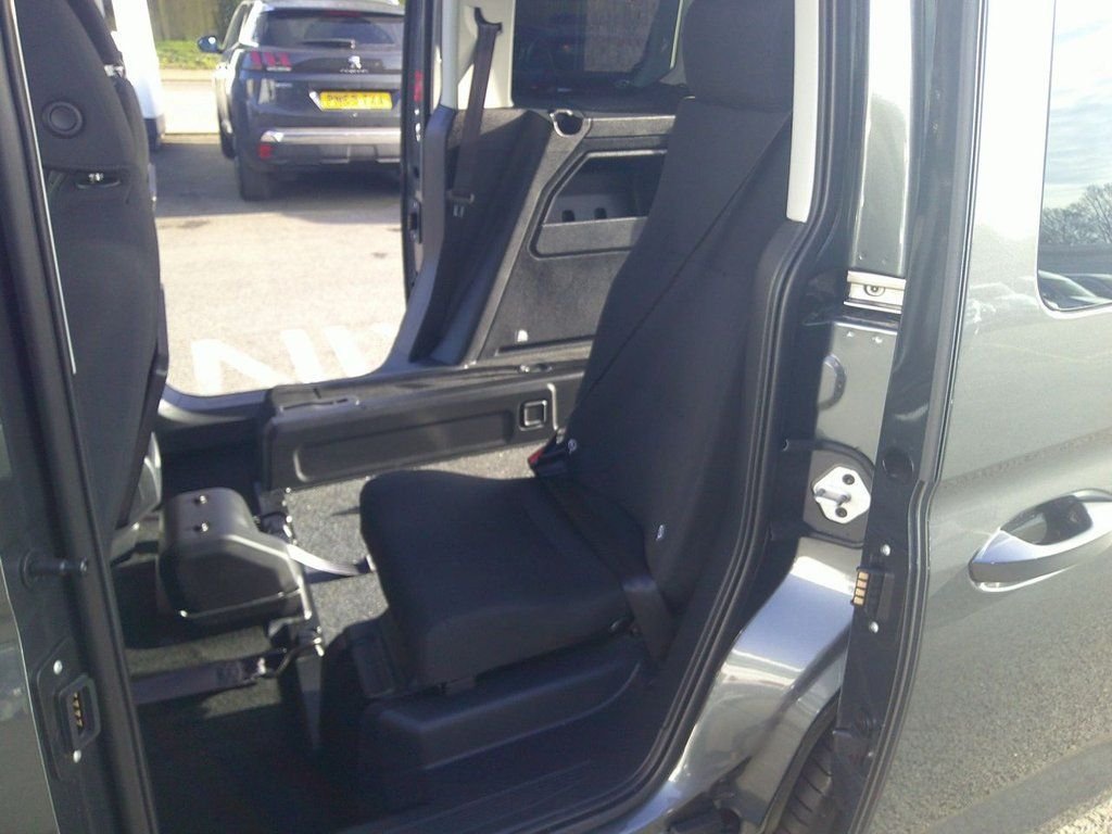 Used Ford Tourneo Connect 2024 for sale - 77976340: Photo 9