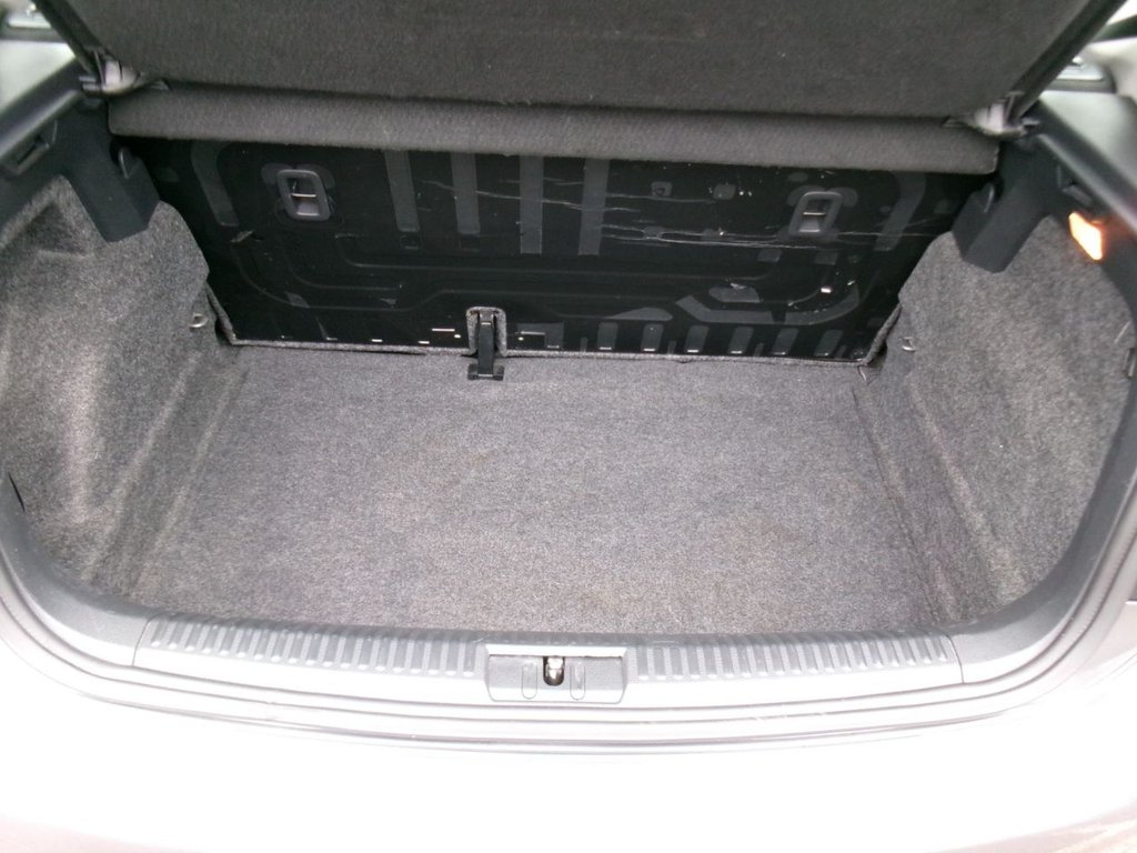 Used Volkswagen Polo 2013 for sale - 77692580: Photo 20