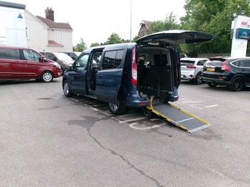Used Ford Grand Tourneo Connect 2022 for sale - 78544096: Photo