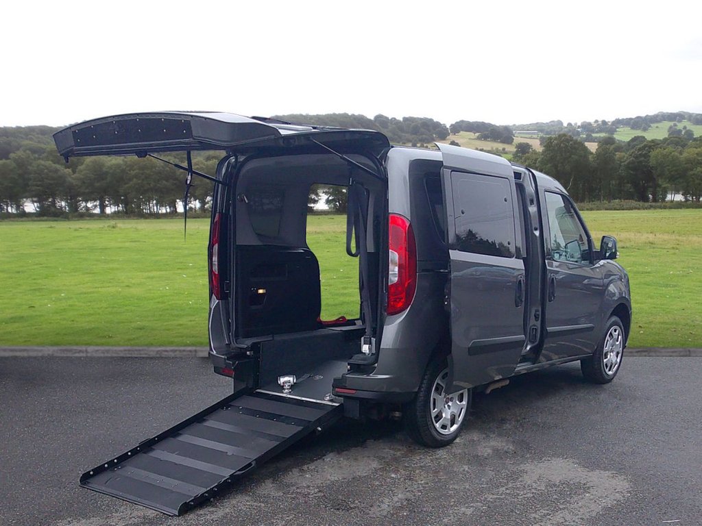 Used Fiat Doblo 2018 for sale - 77384034: Photo 24