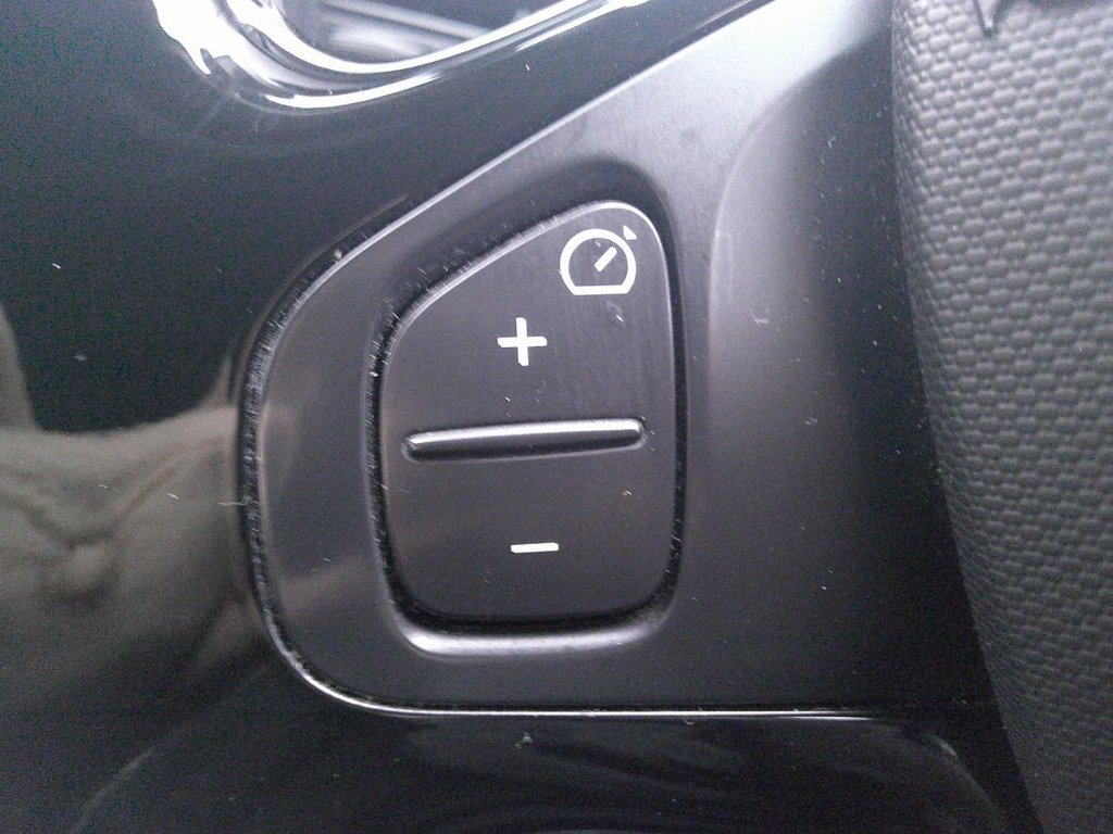 Used Renault Captur 2015 for sale - 77153208: Photo 11