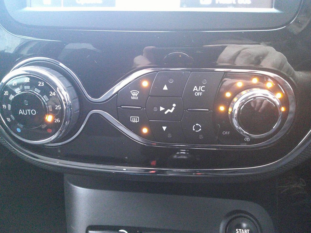 Used Renault Captur 2015 for sale - 77153208: Photo 17