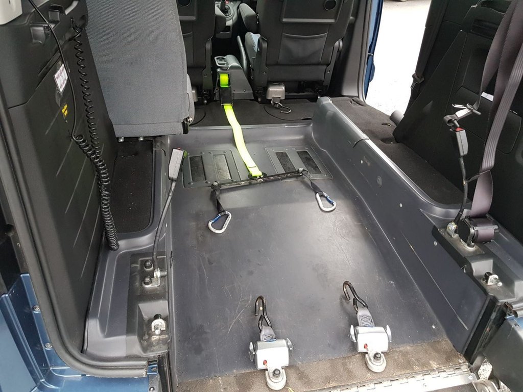 Used Peugeot Partner Tepee 2015 for sale - 76647212: Photo 6