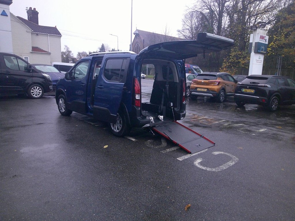 Used Peugeot Rifter 2020 for sale - 76647232: Photo 27