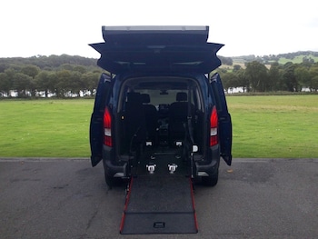 Used Peugeot Rifter 2020 for sale - 76647232: Photo