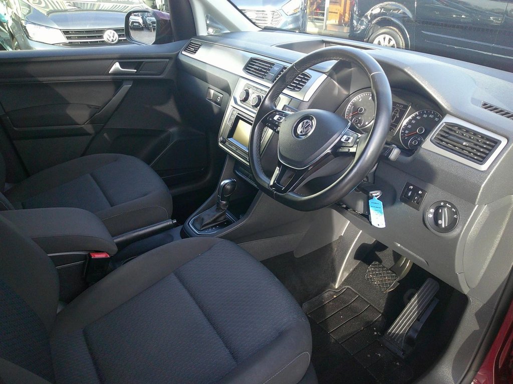 Used Volkswagen Caddy Maxi Life 2019 for sale - 77236381: Photo 10