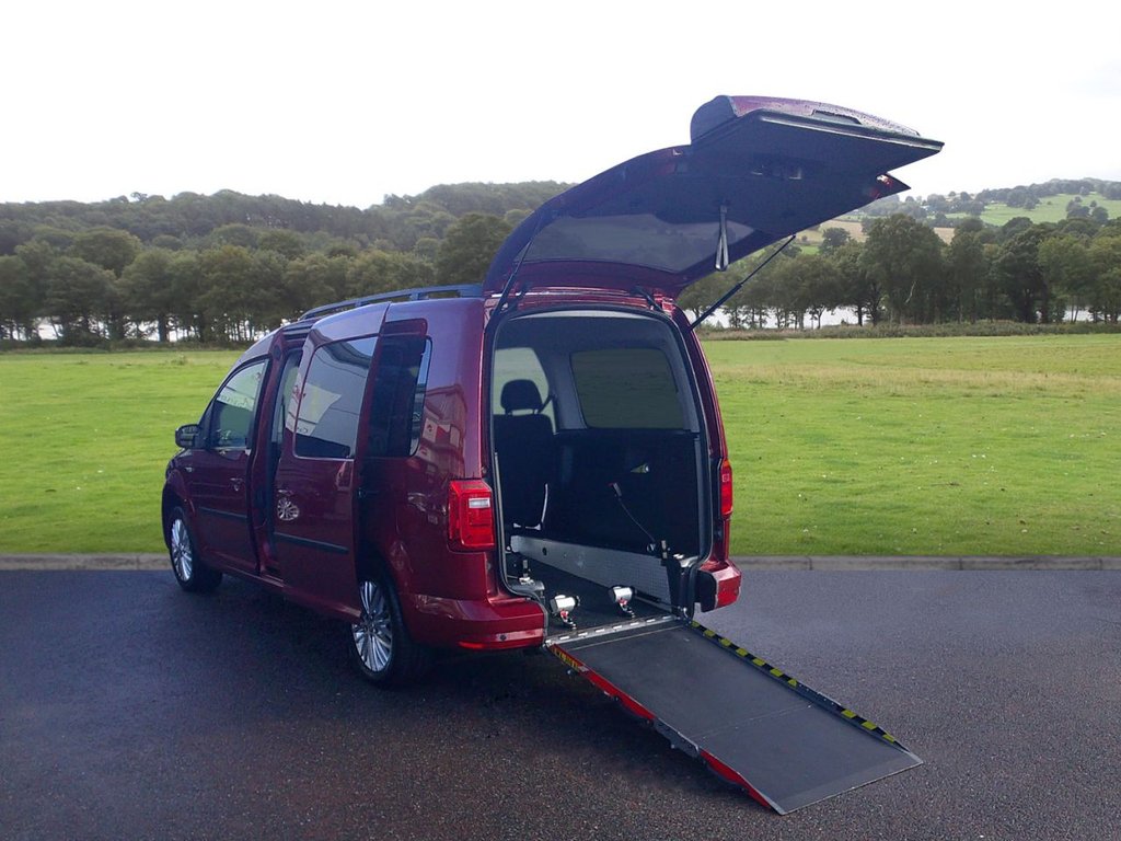 Used Volkswagen Caddy Maxi Life 2019 for sale - 77236381: Photo 3