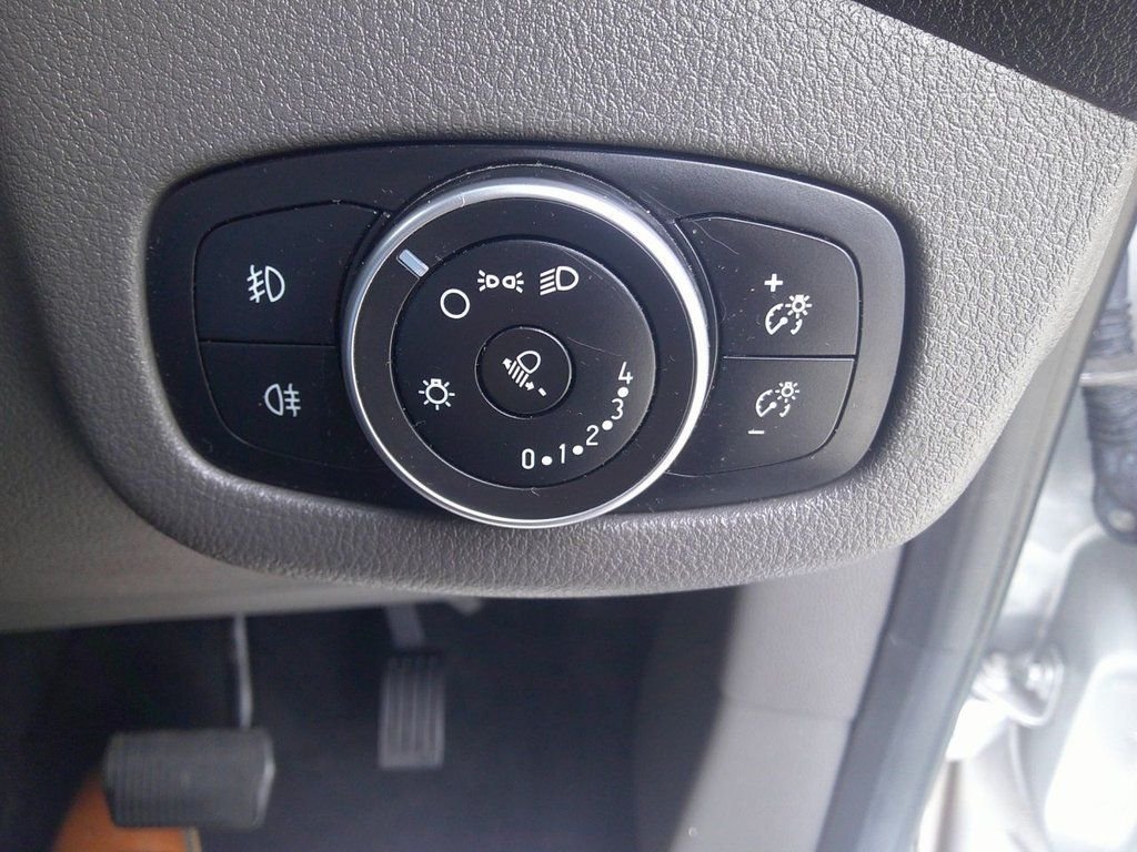 Used Ford Grand Tourneo Connect 2019 for sale - 77631893: Photo 16