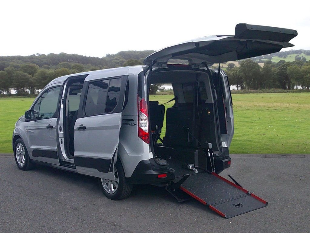 Used Ford Grand Tourneo Connect 2019 for sale - 77631893: Photo 5