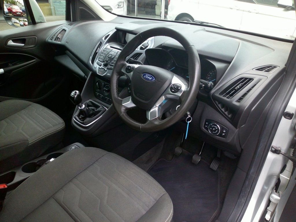 Used Ford Grand Tourneo Connect 2018 for sale - 76647192: Photo 10