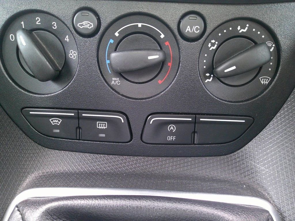 Used Ford Grand Tourneo Connect 2018 for sale - 76647192: Photo 17