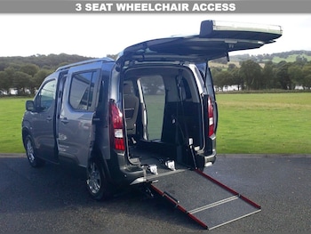 2020 (20) - 1.5L 5d AUTO 129 BHP 5-Door