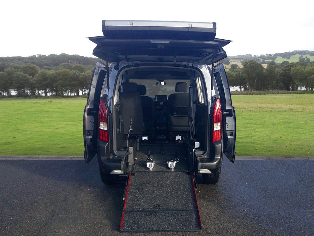 Used Peugeot Rifter 2020 for sale - 76647231: Photo 3