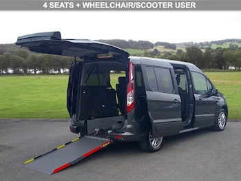 Used Ford Grand Tourneo Connect 2019 for sale - 76647188: Photo