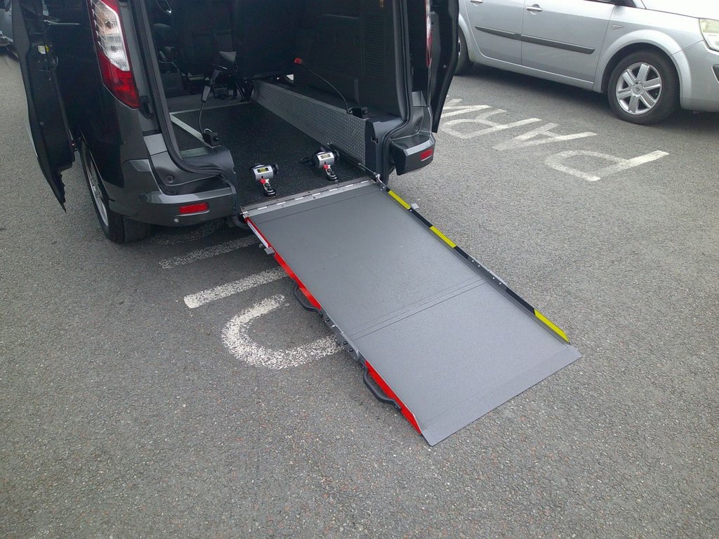 Used Ford Grand Tourneo Connect 2019 for sale - 76647188: Photo 6