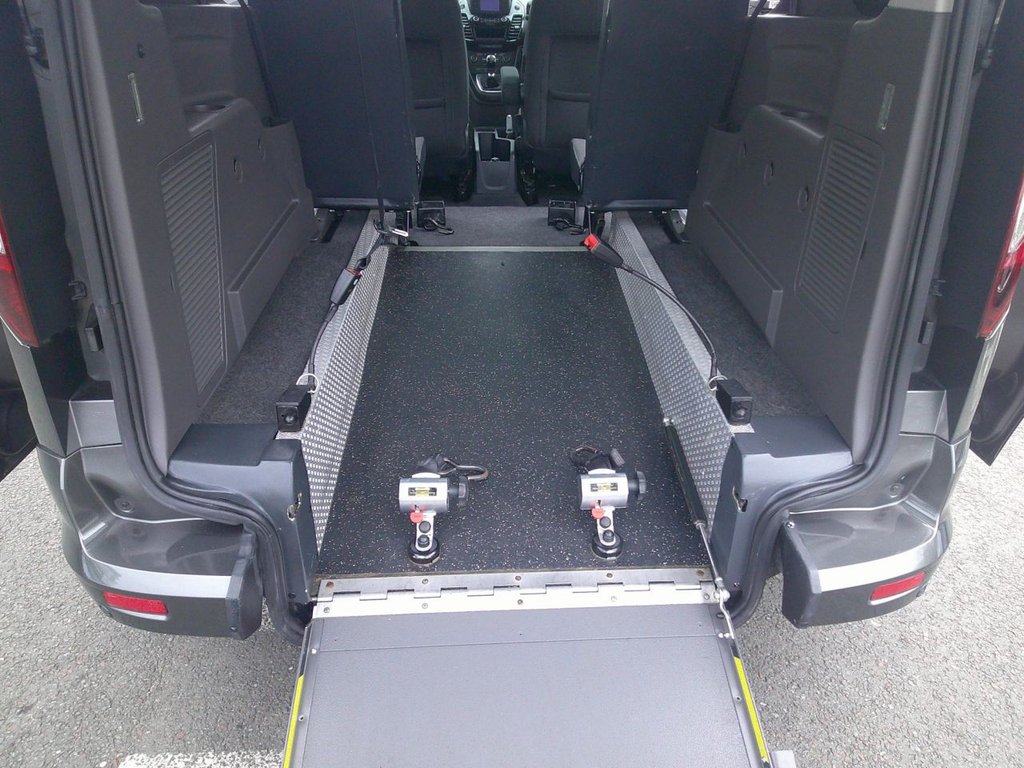 Used Ford Grand Tourneo Connect 2019 for sale - 76647188: Photo 7