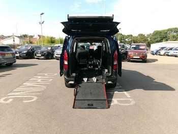 Used Peugeot Rifter 2023 for sale - 79289112: Photo