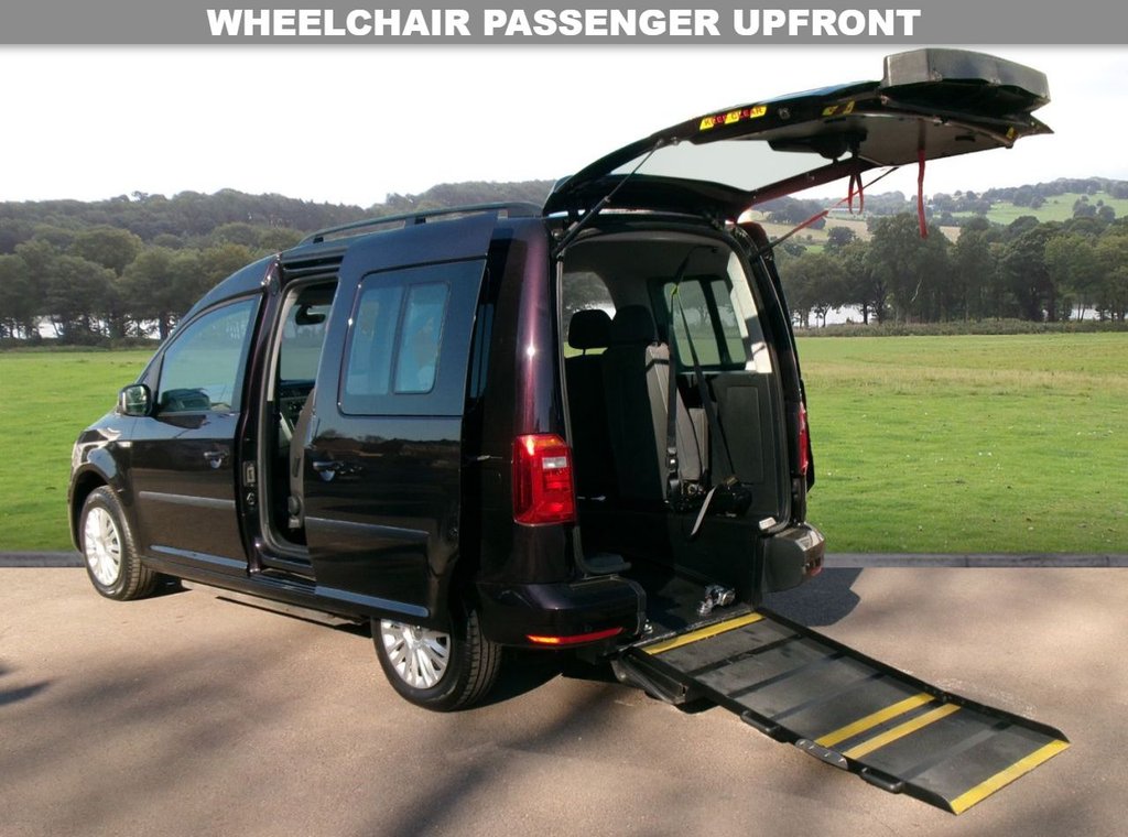 Used Volkswagen Caddy Life 2017 for sale - 78153786: Photo 1