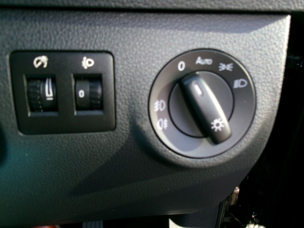 Used Volkswagen Caddy Life 2017 for sale - 78153786: Photo 23