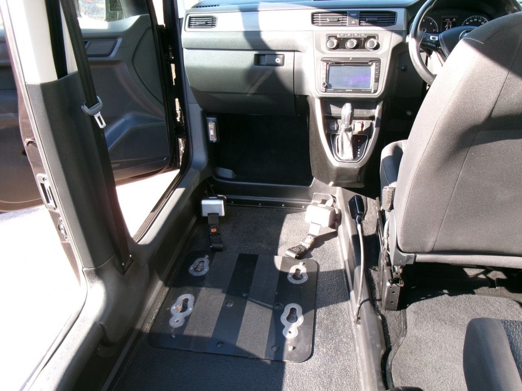 Used Volkswagen Caddy Life 2017 for sale - 78153786: Photo 7